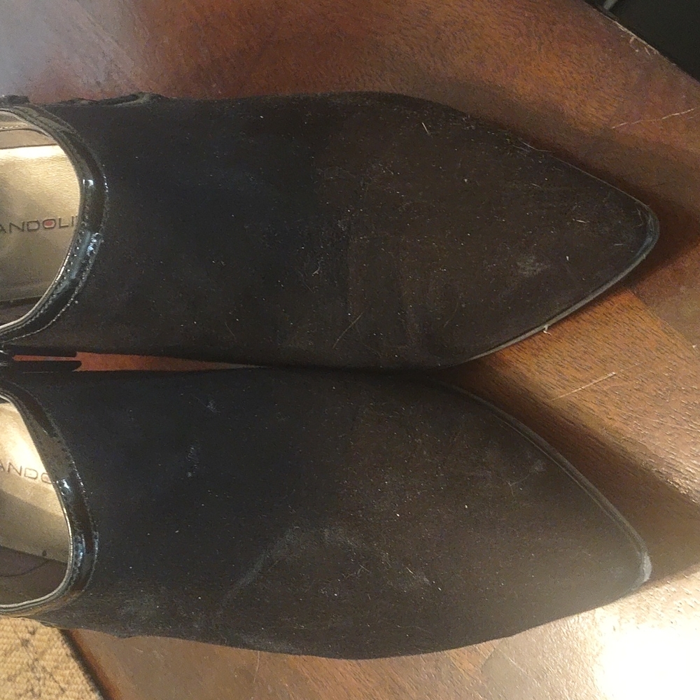 Shoes - Picture 3 of 3